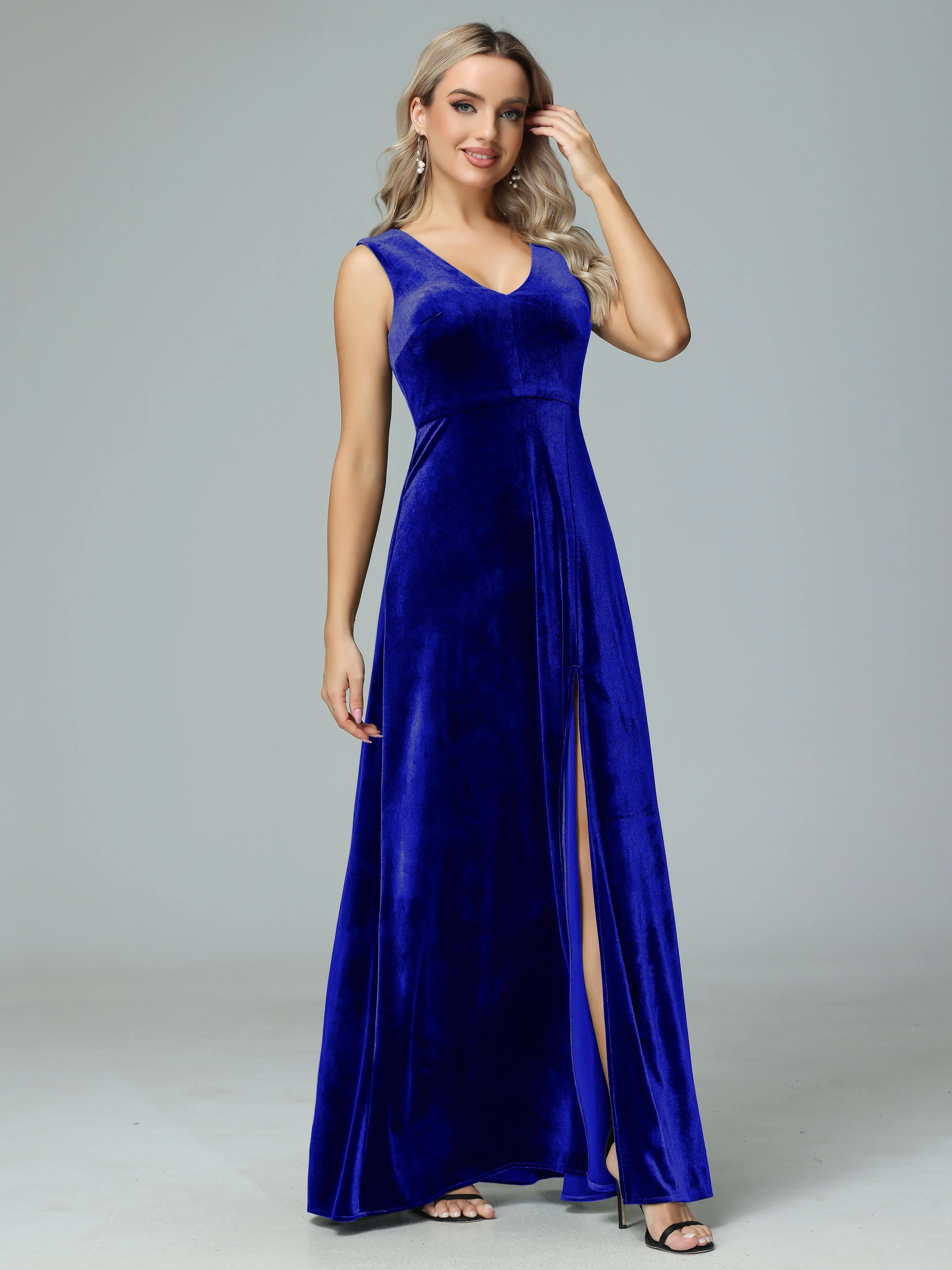 Elegant V-neck Velvet Bridesmaid Dresses