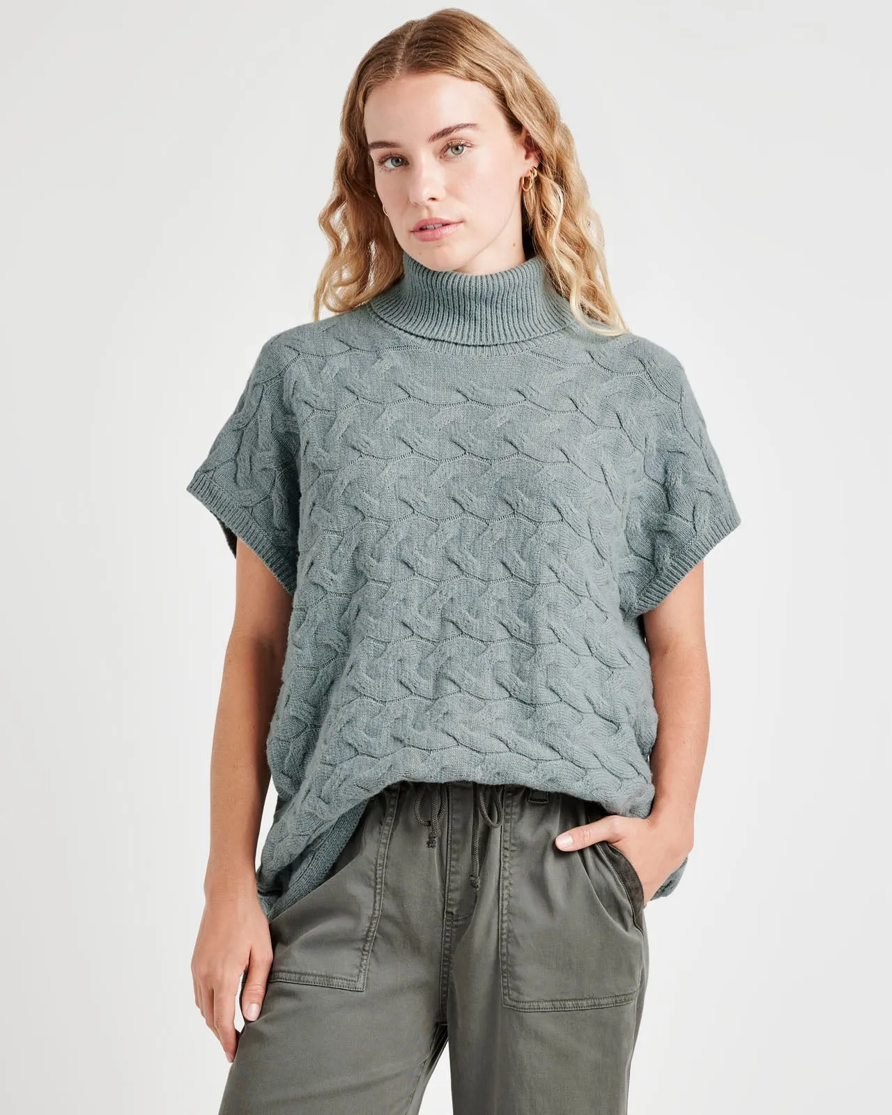 Liliana Cashblend Turtleneck Sweater