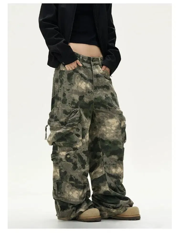 Relaxed Fit Camouflage Cargo Pants